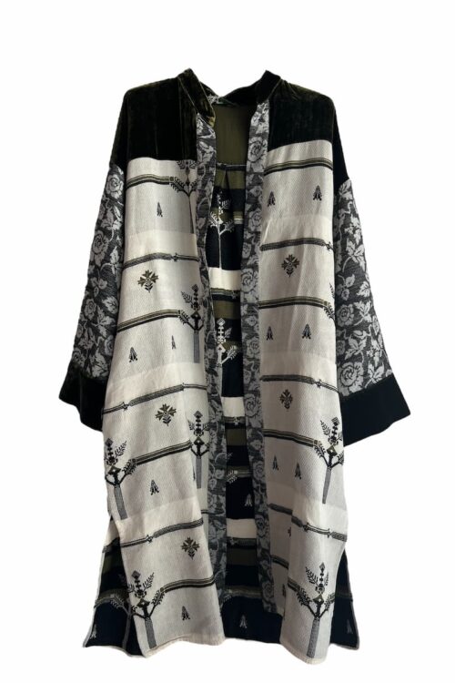 devotion-twins-kimono-velvet