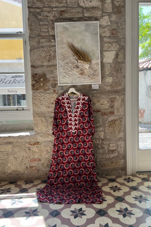 the artians alia dress red blue
