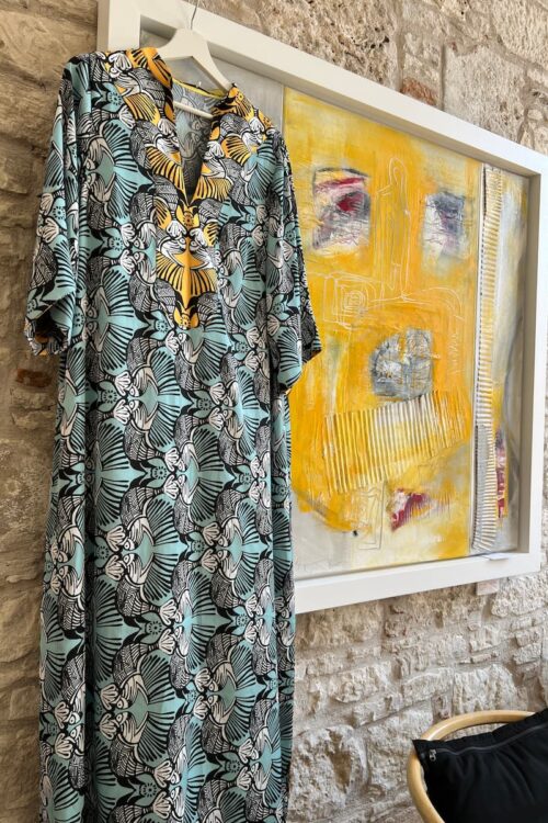the artians glauke kaftan